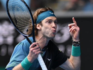 但在关键时 但在关键时