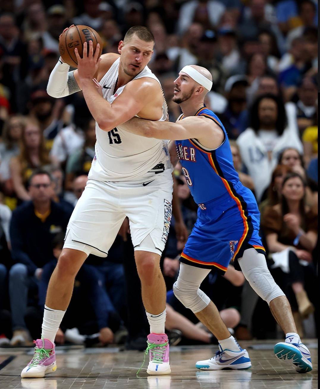 76人三巨 76人三巨