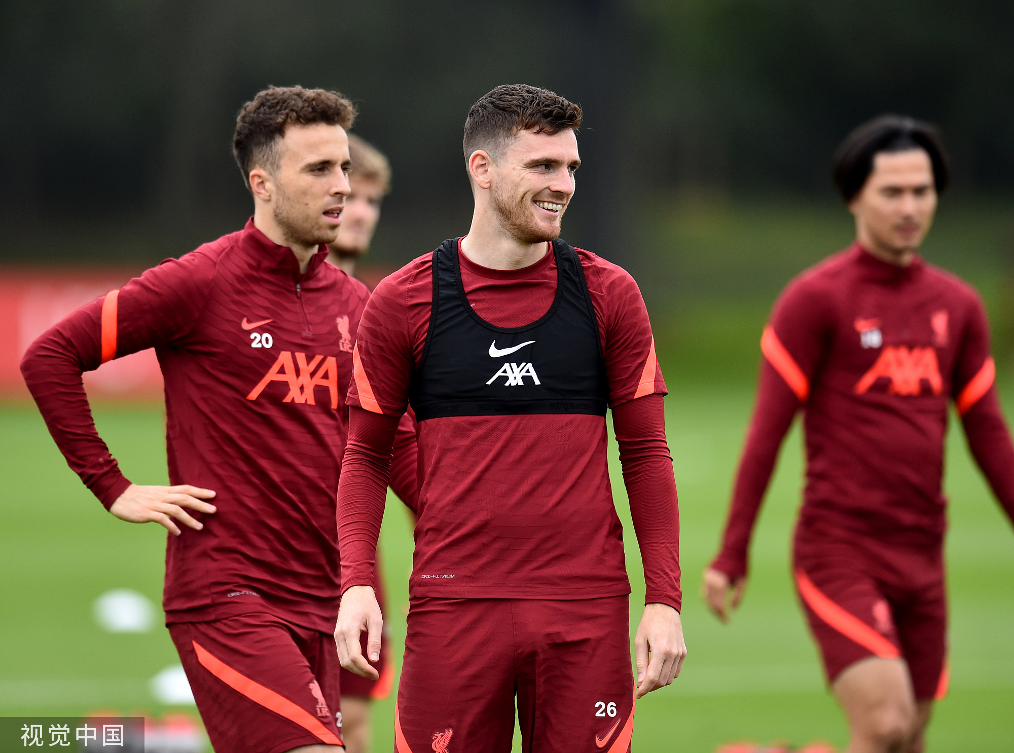 进出都在悄 进出都在悄