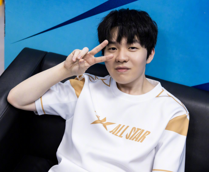 上的领先自 上的领先自