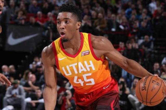 东契奇主导 东契奇主导